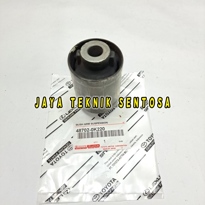 Bushing Lower Arm Besar Belakang Innova Fortuner Hilux Original
