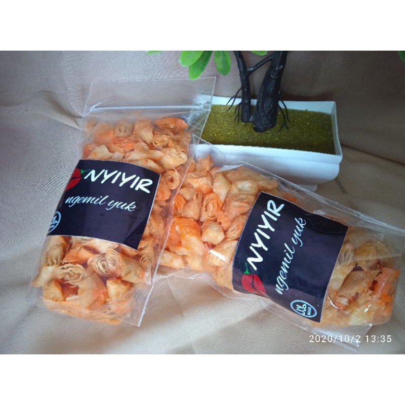 

Nyiyir kripik sereh