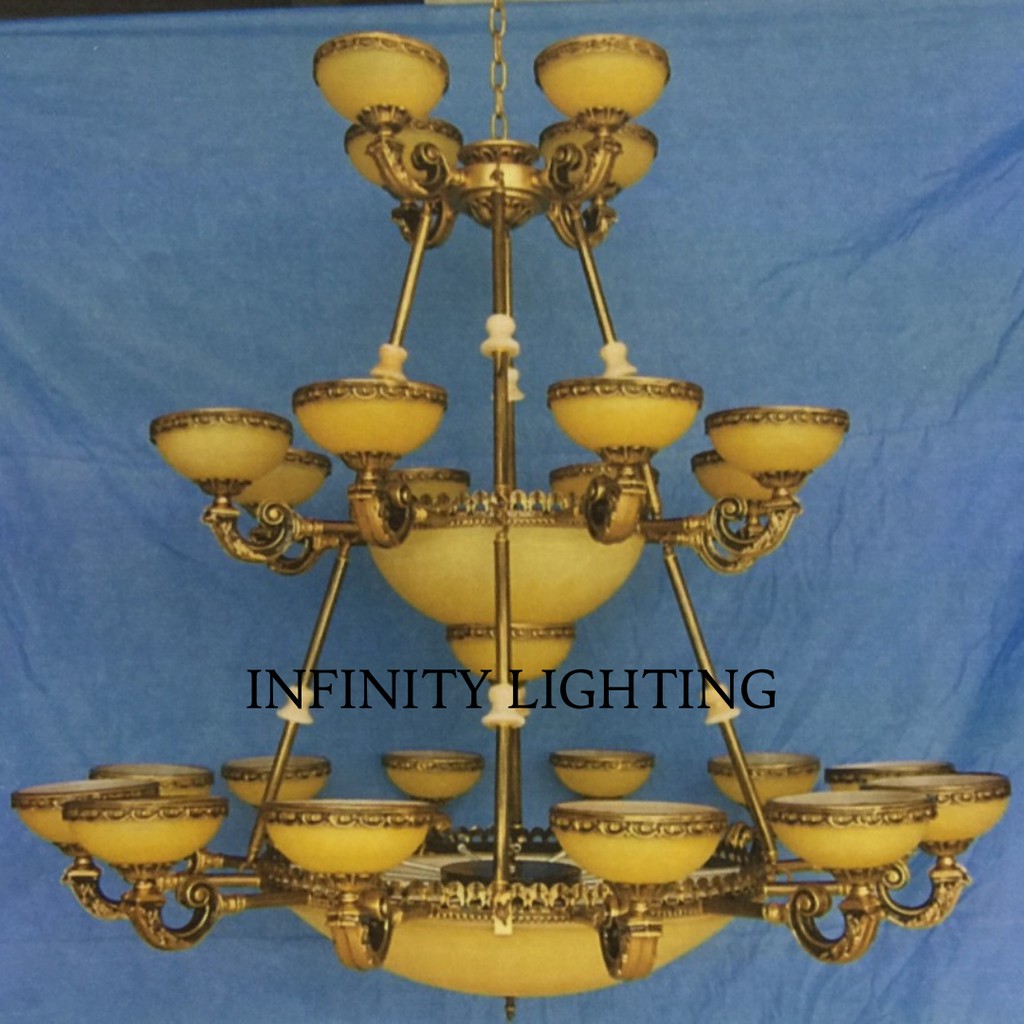 LAMPU GANTUNG HIAS KLASIK MEWAH 3 SUSUN 32 LAMPU