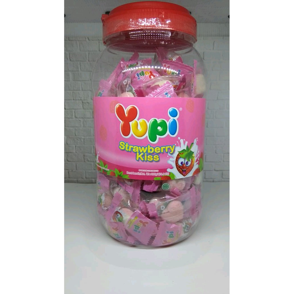 

Permen Yupi Strawberry Kiss Toples