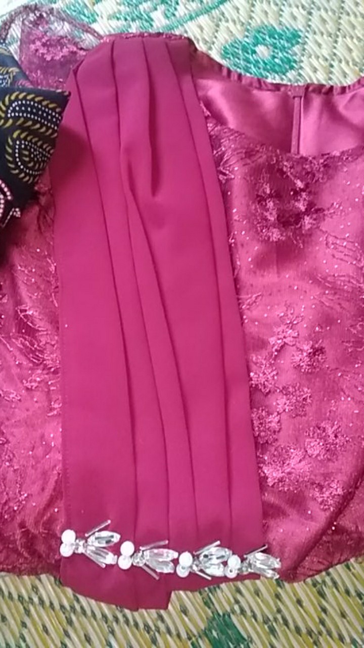 Kebaya Couple Maura Couple - Sania Ruffle Batik Couple Ori Ndoro Jowi Dnt Garansi Cp Parang Maron