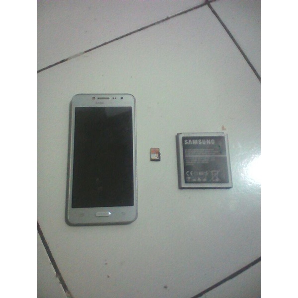 SAMSUNG J2 PRIME SECOND RAM 1.5 HANDPHONE + memory card 16GB