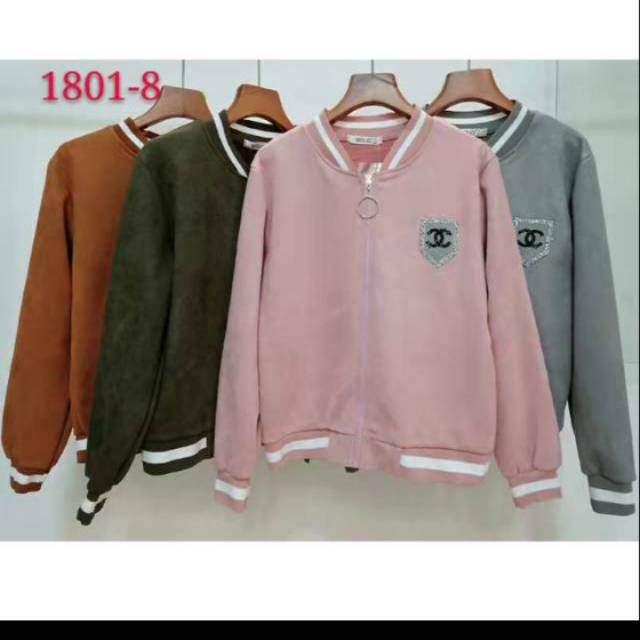 Jaket bahan suede motif chanel