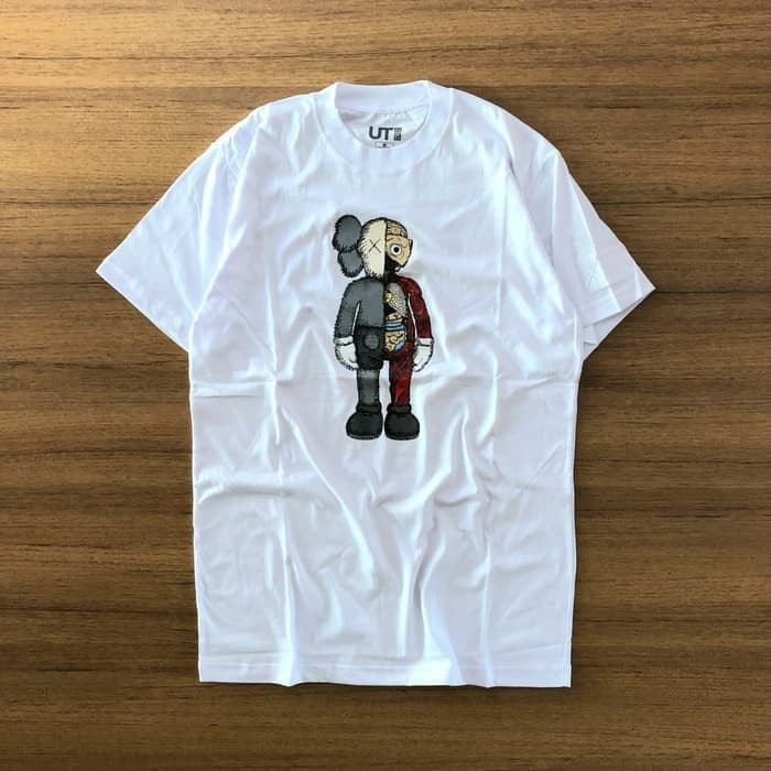 KAOS COMBED 30S x kaws ANATOMY'S KAWS X BAJU TSHIRT