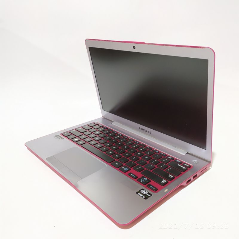 laptop slim samsung core i5 ram4gb