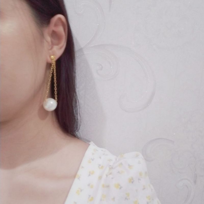 Franda Big Pearl Korean Stud Earrings Anting Tusuk Mutiara Besar Korea