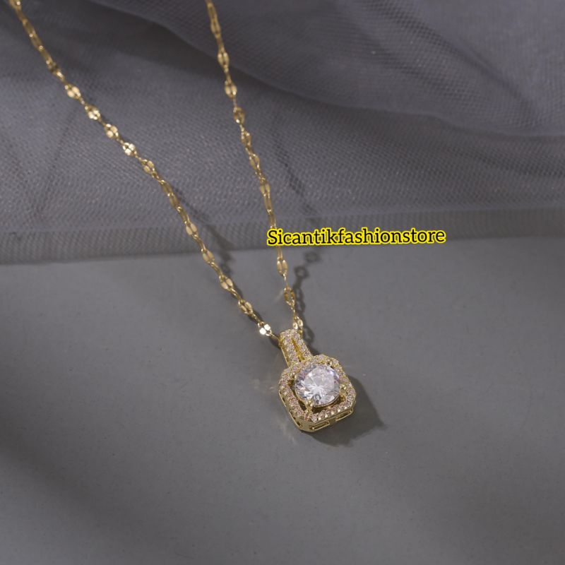 Kalung Titanium Wanita Gold Liontin Mata Satu Kristal Terlaris Anti Karat selamanya Kalung Wanita Liontin Mata Satu Terbaru Kekinian Fashion Wanita Perhiasan Wanita Gold