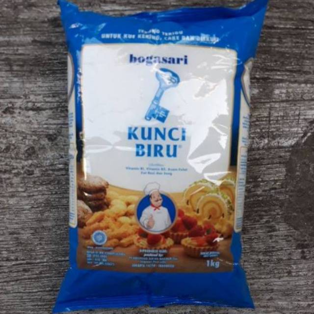 Tepung Terigu Kunci Biru Kemasan 1kg