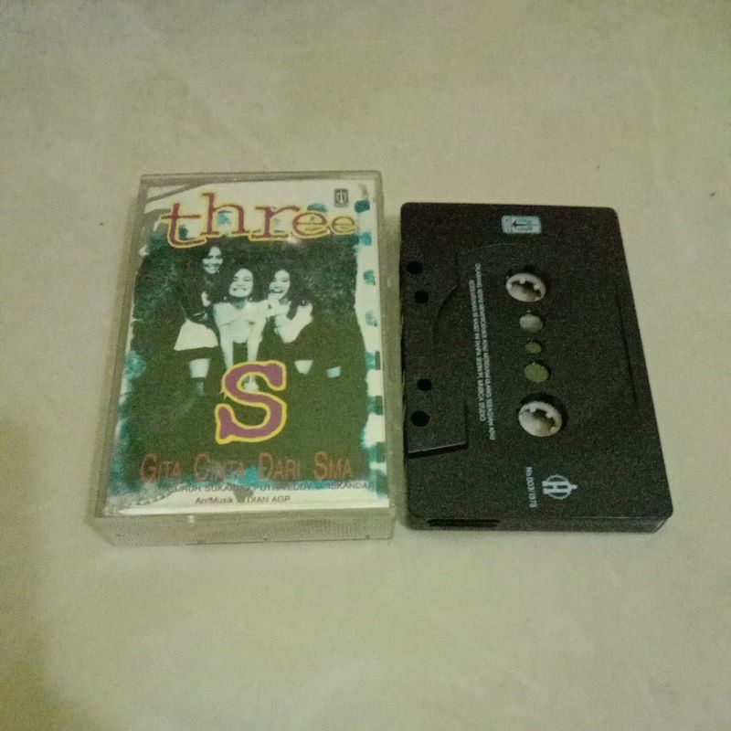 Kaset Pita Three S (Gita Cinta Dari SMA)