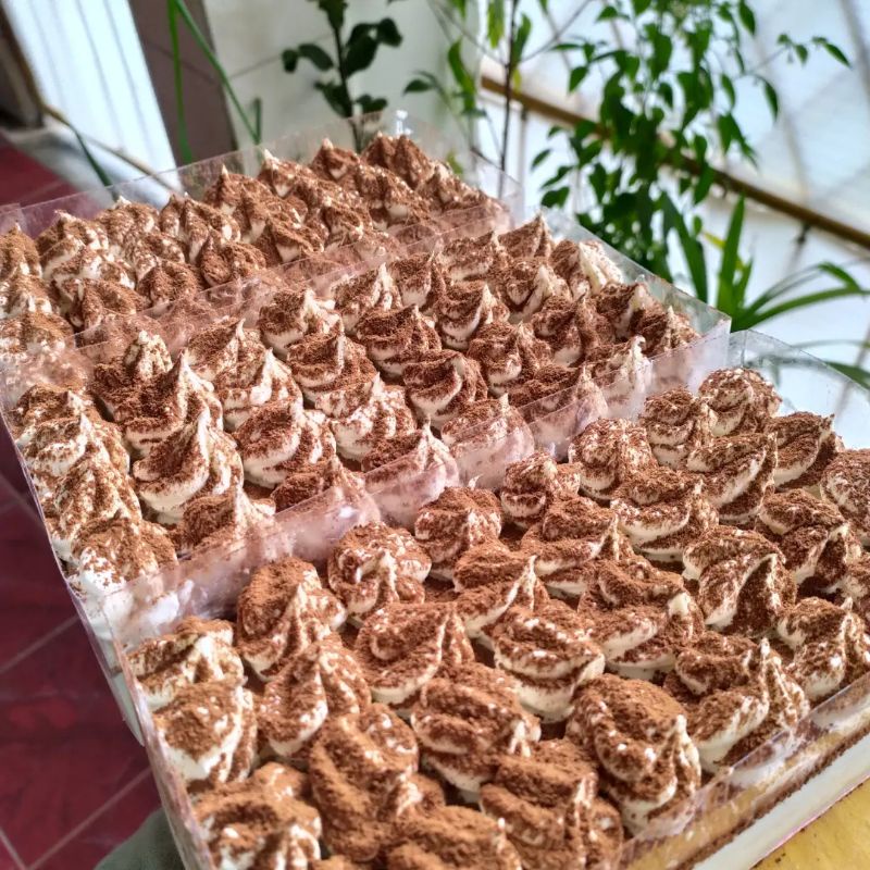 

pinkabox tiramisu medium 10x20cm