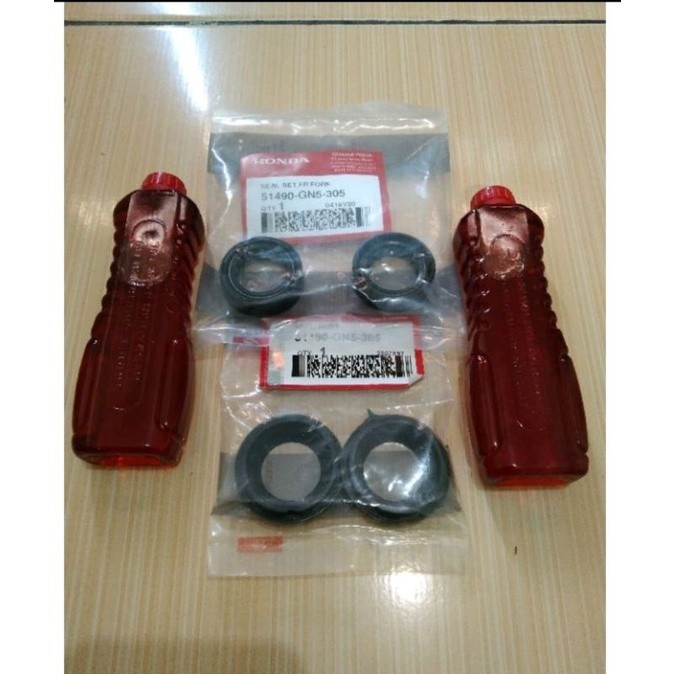 Paket oli shock + seal shock+ seal abu Honda matic bebek- GN5