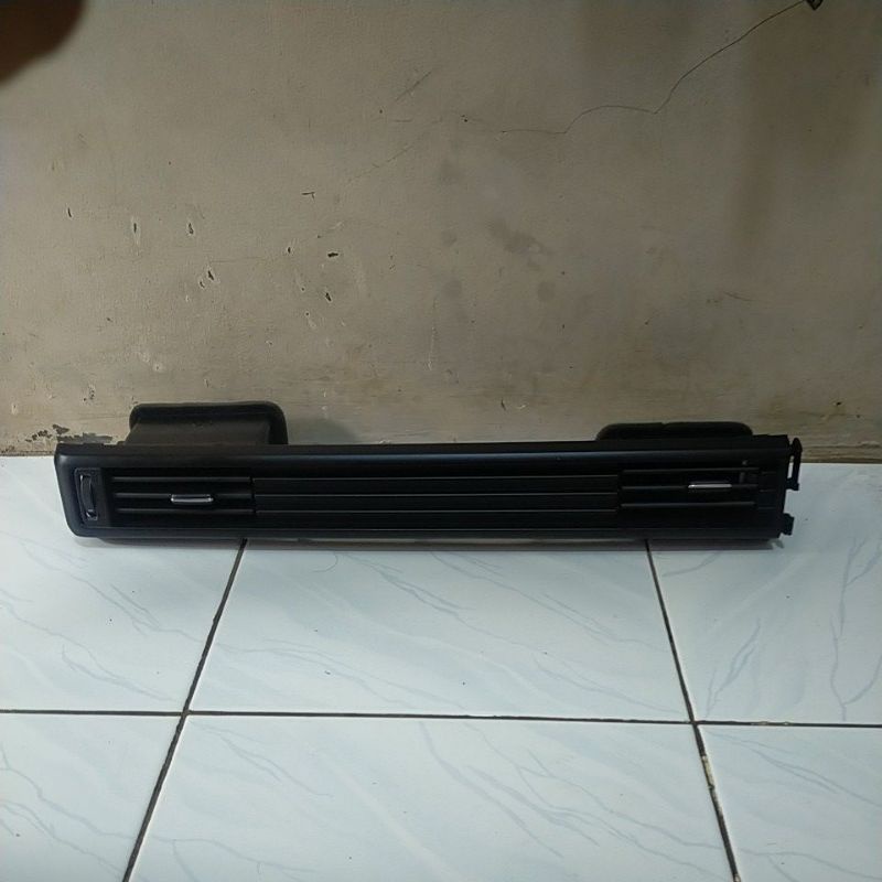 kisi-kisi AC dashboard samping Ertiga 2012 -2016 original