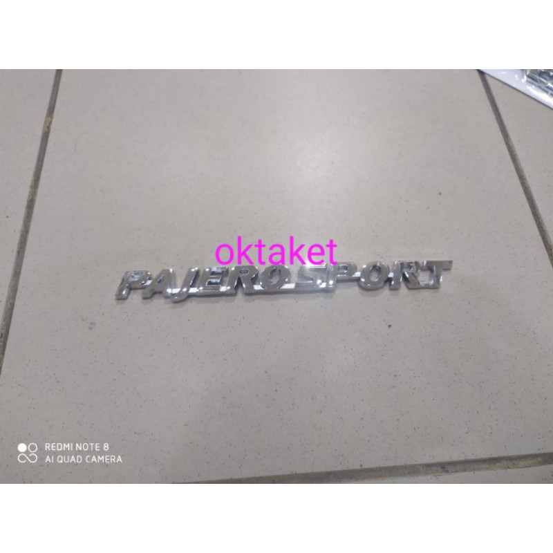 emblem belakang tulisan Pajero sport chrome