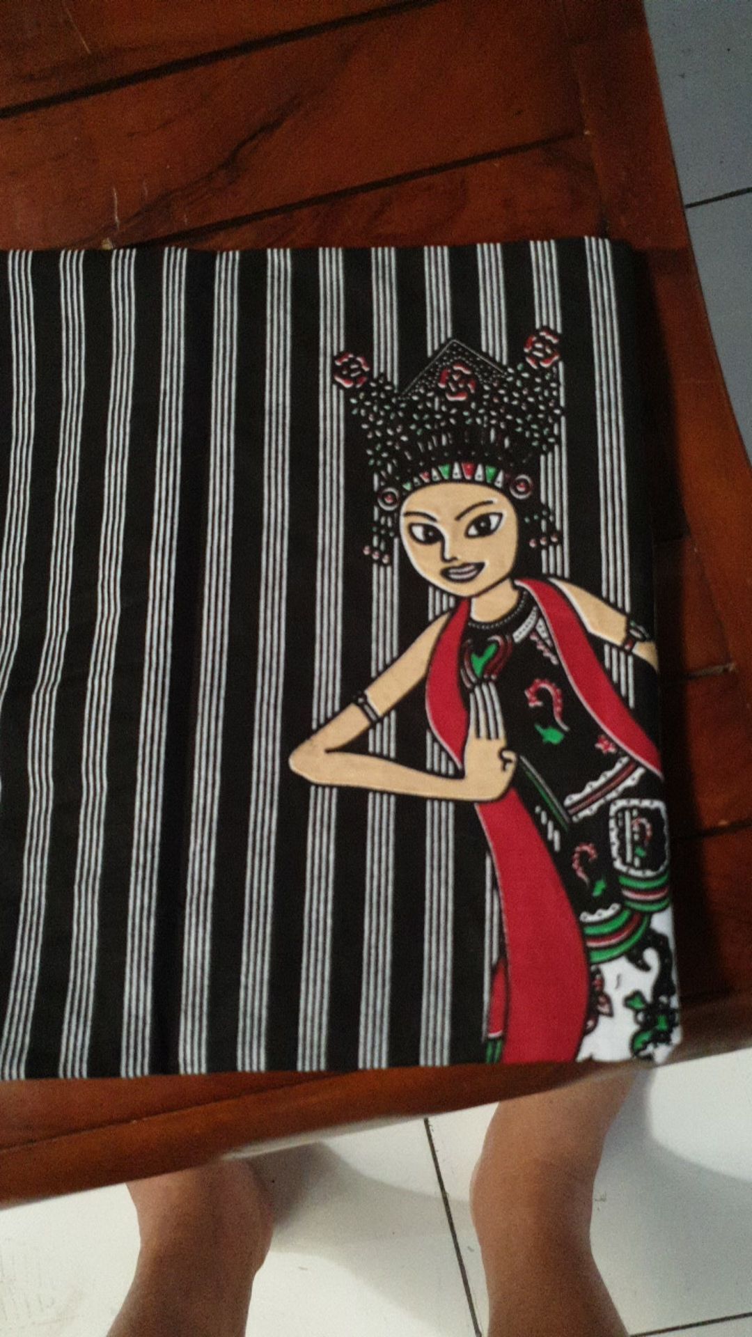 Kain Batik Solo Penari Bali Kode D8