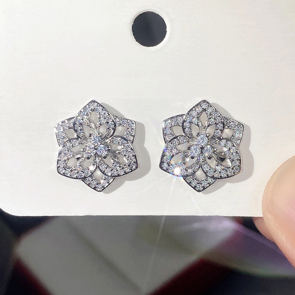 Anting Stud 925 Sterling Silver Desain Bunga Lab Aksen Berlian Untuk Wanita