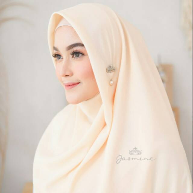 LAVINA  hijab jilbab segiempat POLOS BY JASMINE LIDIAHADIWINOTO