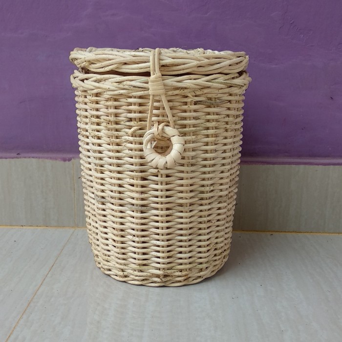 keranjang rotan tisu bulat ukuran 15 X 15 X 18 cm