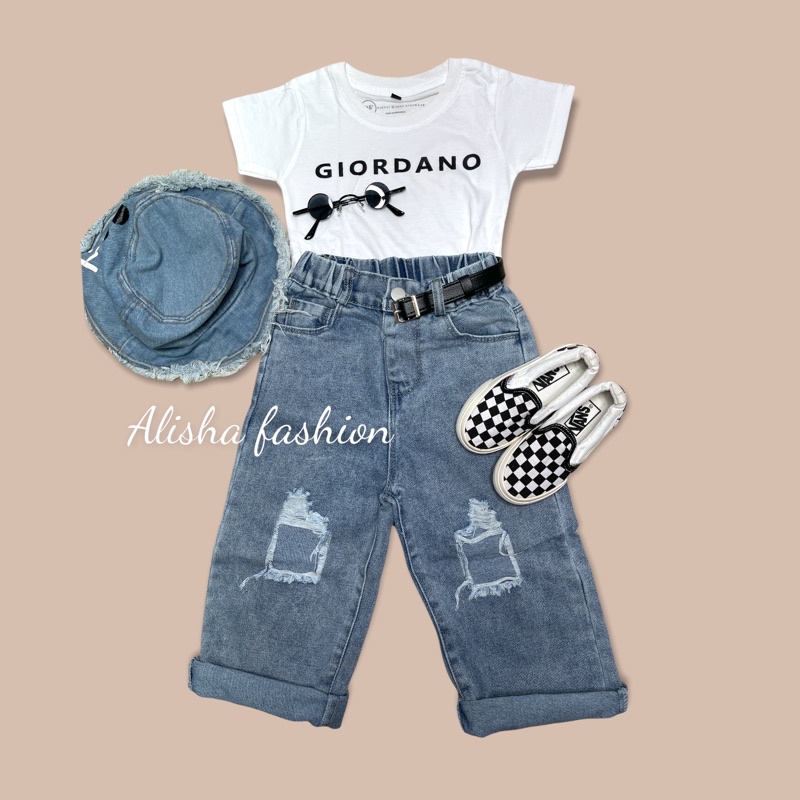 Kaos & Celana jubrai Ripped By Alisha