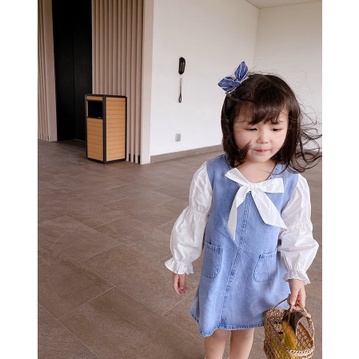 DRESS ANAK CEWEK BAHAN DENIM PITA SILANG TERUSAN JEANS PITA PUTIH