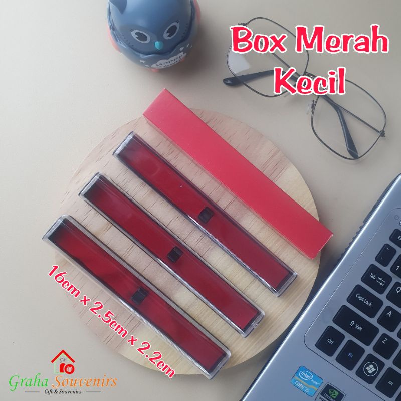 

Box Pen Merah Kecil