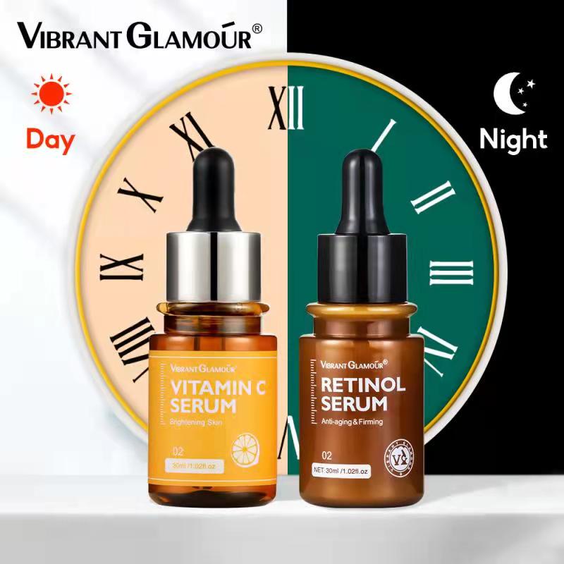 VIBRANT GLAMOUR Retinol + Vitamin C Whitening Serum Mencegah Penuaan Memudarkan Bintik Hitam Menyamarkan Garis Halus Alami Yang memutihkan dan Mencerahkan Kulit Merawat dan Memperbaiki Kulit Keriput