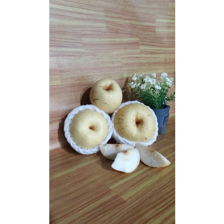 

AKENA BUAH sweet pear termurah (Berat 900g-1kg,isi -+4pcs)
