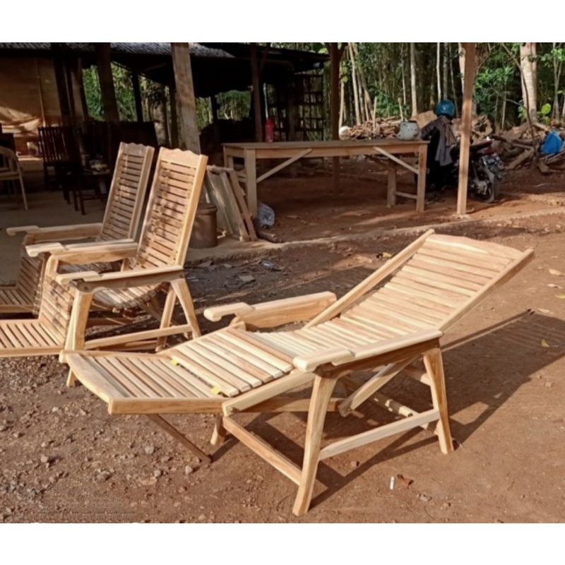 KURSI MALAS JATI KURSI SANTAI GOYANG REBAHAN SELONJORAN FURNITURE JEPARA-3