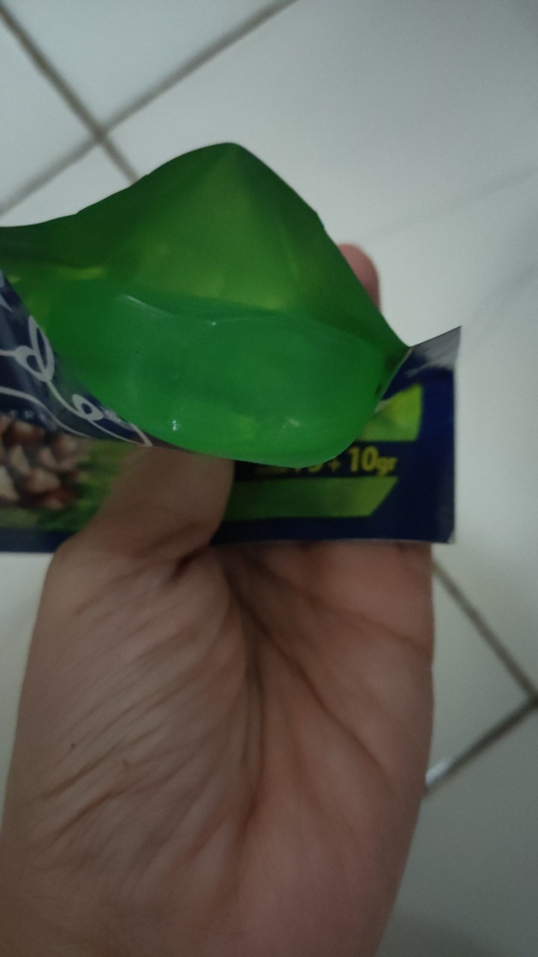 Pengharum Ruangan Glade Aroma Mountain Pine 85gr