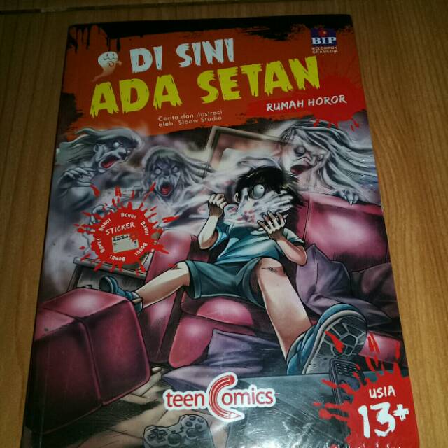 Di sini ada setan rumah horor