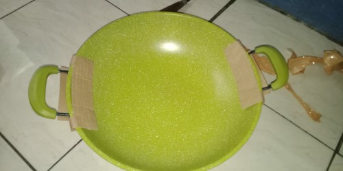 Wajan Enamel Warna  34cm (kuping)