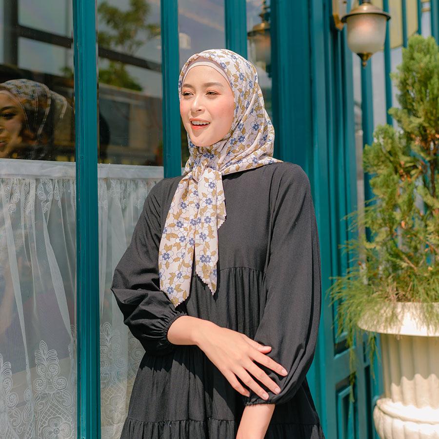 HijabChic x Thatal Fiore Scarf
