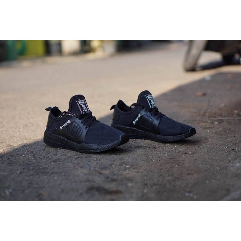Sepatu Basket KuliahSepatu Adidas NMD Mastermind Grade Ori Pria Wanita Triple Black