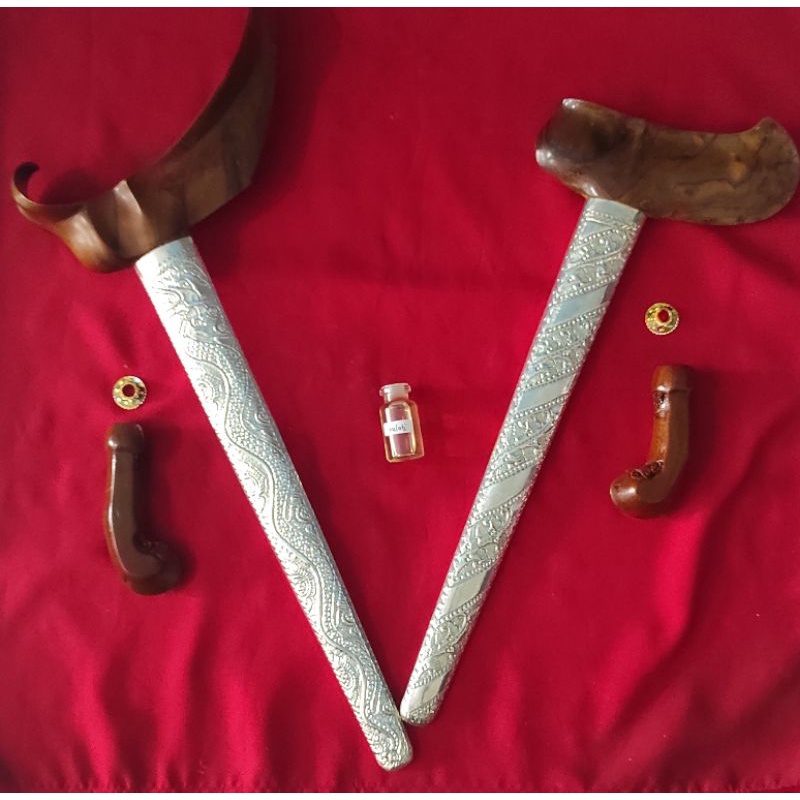 Warangka Keris Kayu Jati alusan pendok putih