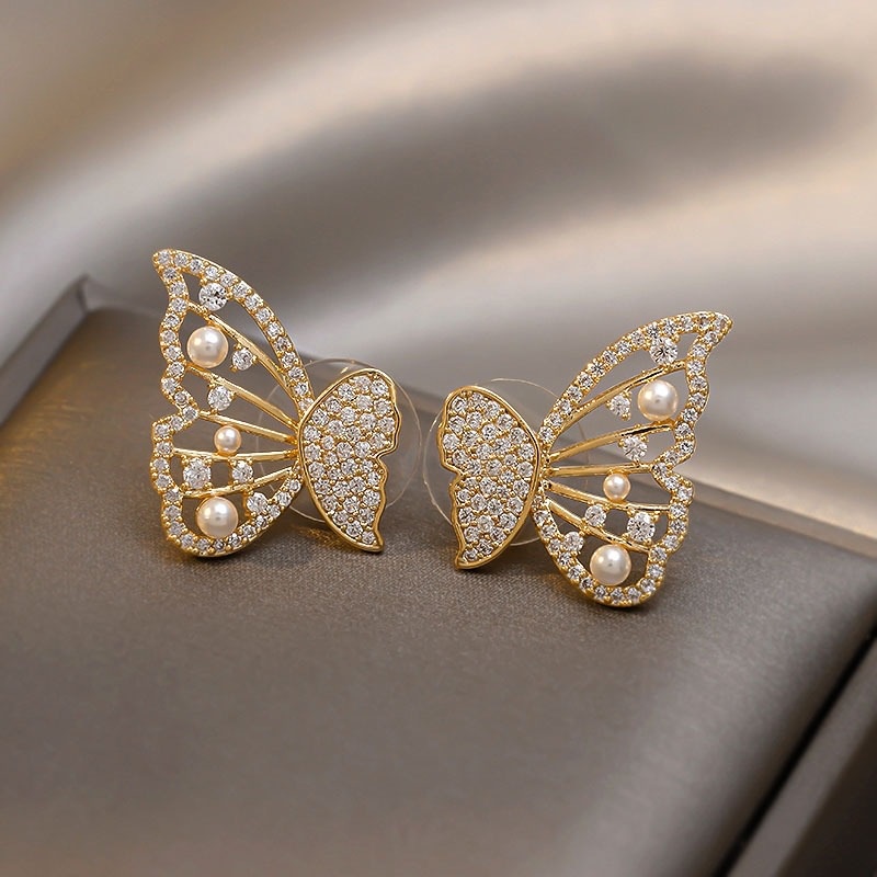 Anting Stud Desain Kupu-Kupu Aksen Mutiara Berlian Imitasi Bahan Alloy Untuk Wanita