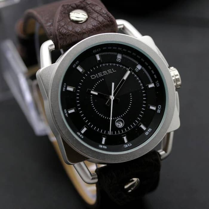 Jam Tangan Pria Diesel Tali Kulit