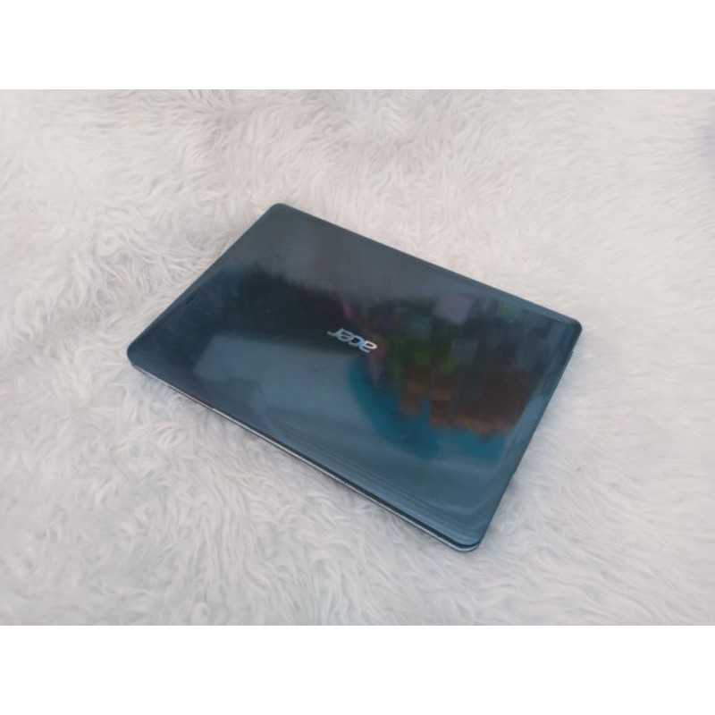 E81 Laptop Acer E1-471 Ram 4gb HDD 250gb core i5