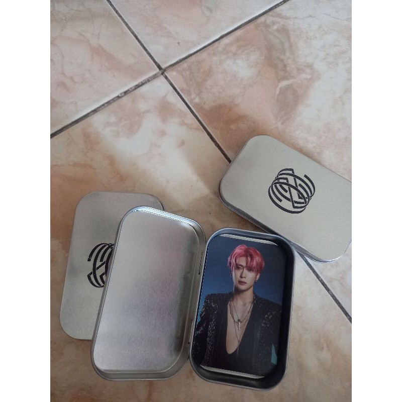 Sharing Resonance NCT 2020 Exclusive Photocard with Tincase