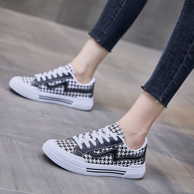 M Footwear Eun Ru - Sepatu Sneakers Wanita Casual