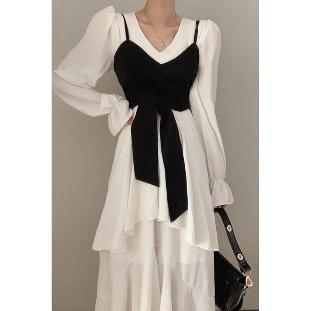 Dress suit wanita 2022 musim panas temperamen bungkus pinggang kamisol dada + V-neck rok lengan berkobar tidak beraturan