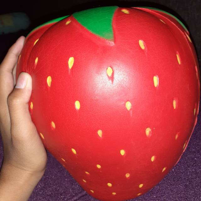 

Super jumbo strawberry