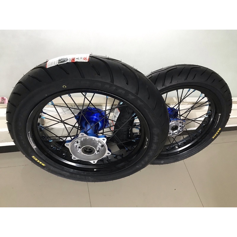 whelset supermoto yamaha wr155 lebar 350-300 ring 17 ban maxxis semua full baru