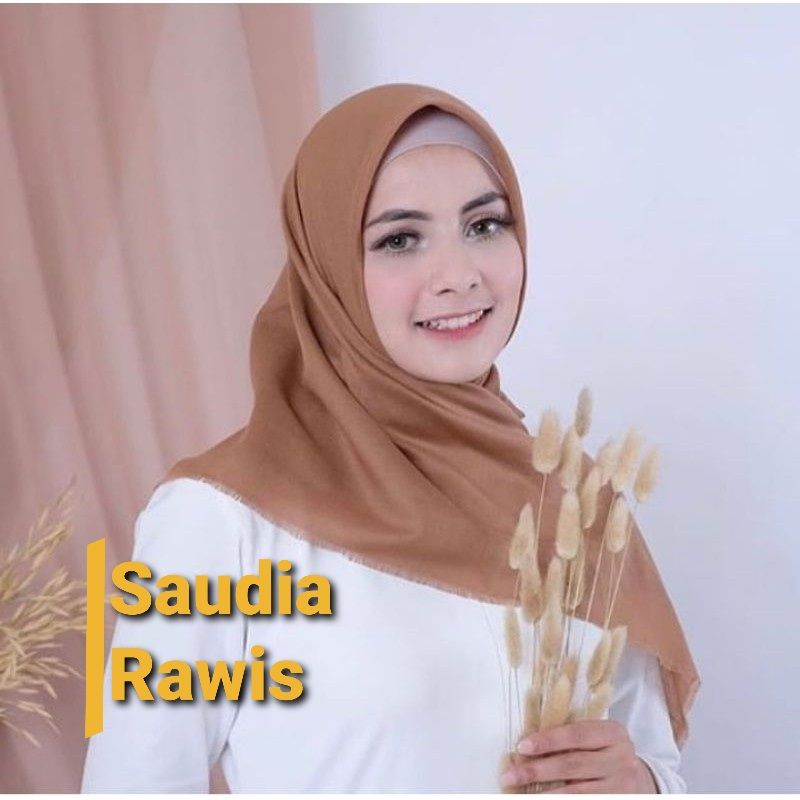 SEGIEMPAT SAUDIA RAWIS EXCLUSIVELY HIJAB