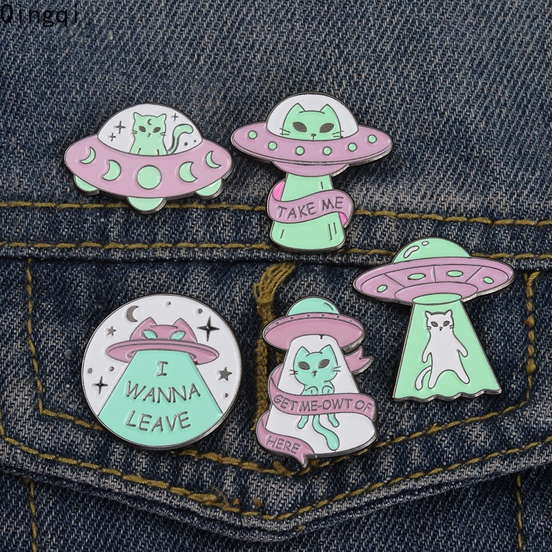 Bros Pin Enamel Desain Kartun Ufo Alien Spaceship Kucing Untuk Ransel