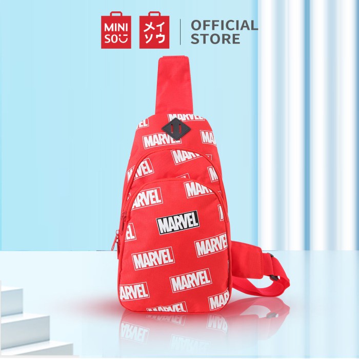 MINISO Marvel Tas Selempang Pria Crossbody Chest Bag Fashion untuk Sek - Merah