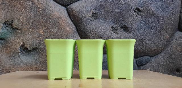 Pot bunga kotak hijau(88) diameter 12cm NKT