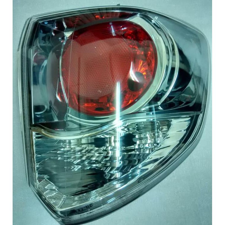 TOYOTA FORTUNER 2012 ‐ 2015 LAMPU STOP LAMP - LAMPU MOBIL - AKSESORIS EKSTERIOR MOBIL