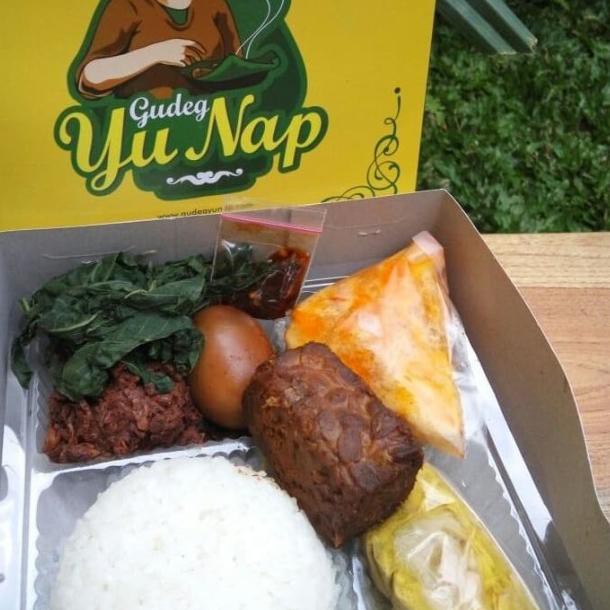 ❉ Nasi Gudeg Komplit Ayam Suwir - Paket Nasi Kotak / Lunch Box ✻