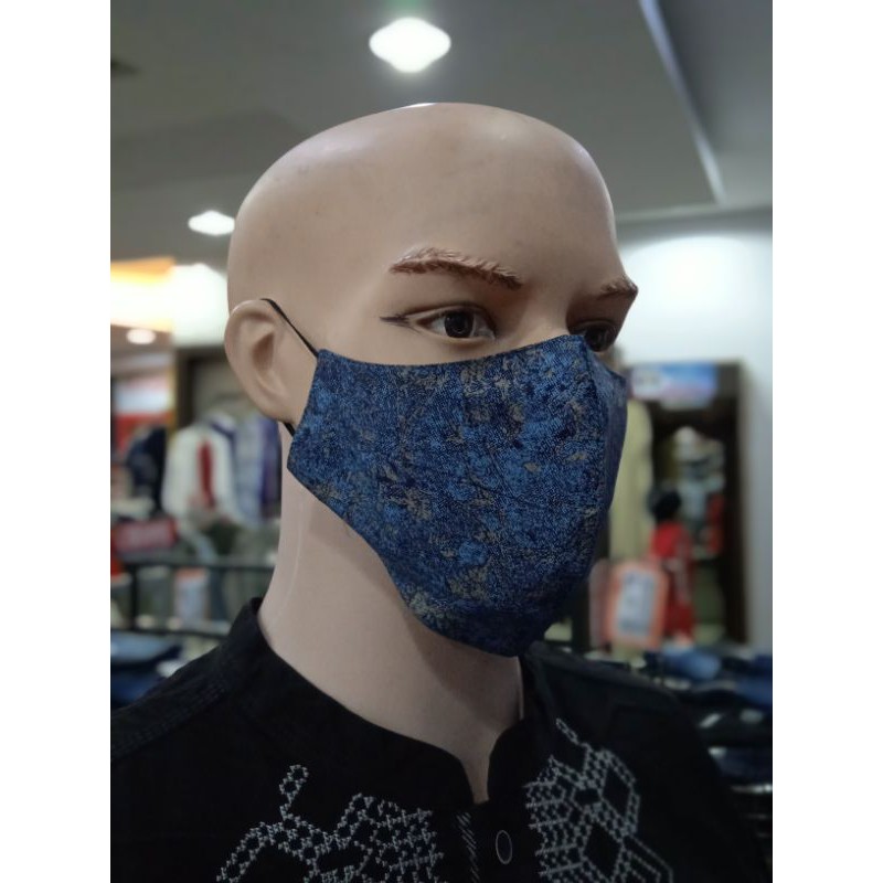 Masker Kain Carlos Moreno Biru Batik