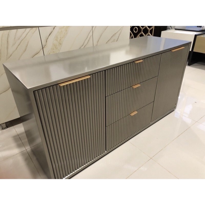 

Credenza Model Pensil (Custom)