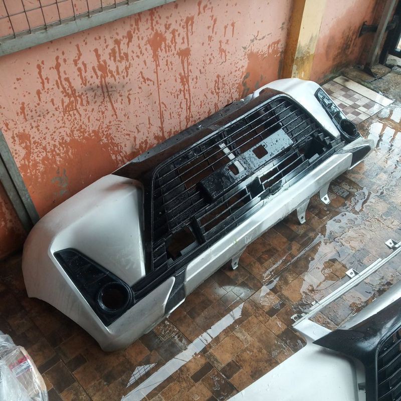 Bumper depan Daihatsu Luxio Veloz 2020 Custom